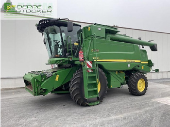 حصادة شاملة JOHN DEERE W650