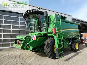 حصادة شاملة JOHN DEERE W650