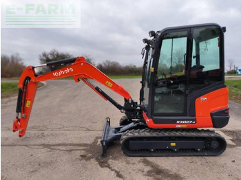 حفارة مصغرة KUBOTA KX027