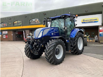 جرار NEW HOLLAND T7.225