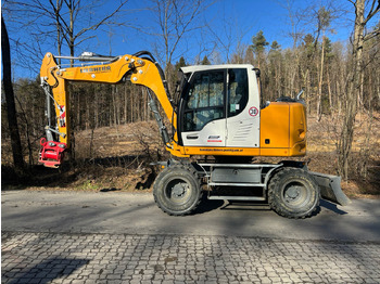 حفارة على عجلات LIEBHERR A 910