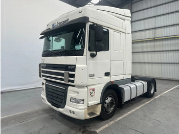 شاحنة جرار DAF XF 105 460