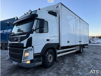 بصندوق مغلق شاحنة VOLVO FM 330