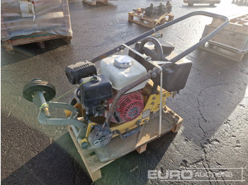 آلة أسفلت Bomag BVP 18/45: صور 3