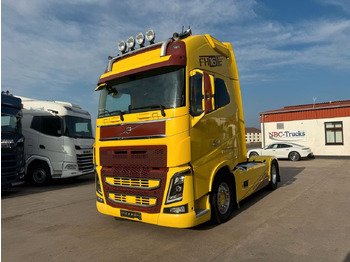 شاحنة جرار VOLVO FH