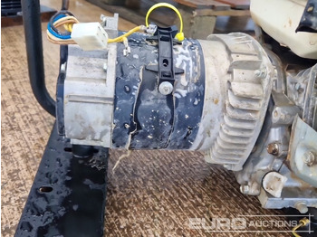 مجموعة المولدات Stephill 2.7Kva Petrol Generator, Honda Engine (Spares): صور 5