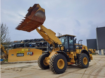 اللودر بعجل CATERPILLAR 966