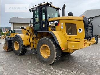 اللودر بعجل CATERPILLAR 926M