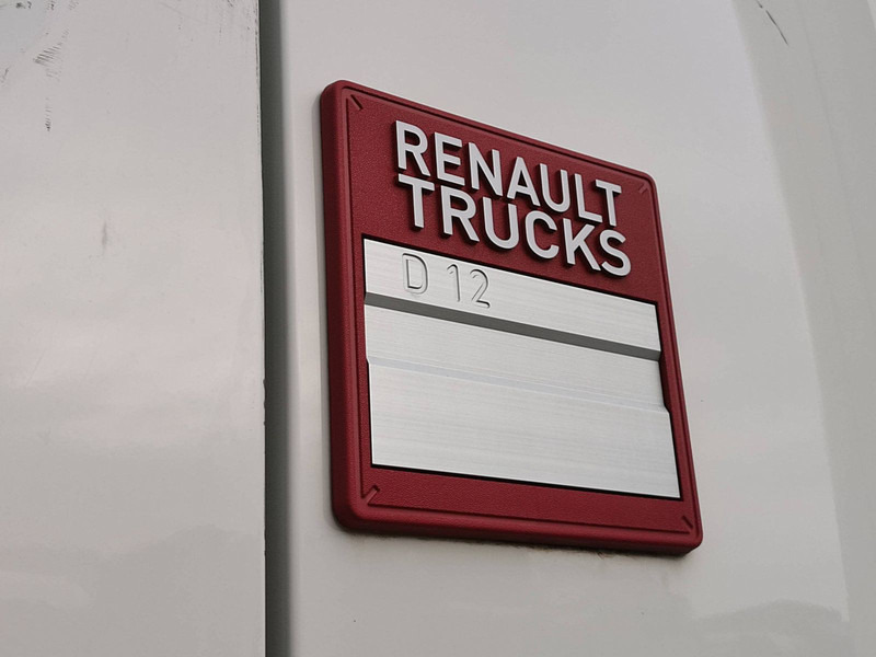 بصندوق مغلق شاحنة Renault D 250 11.9T SIDE DOOR LIFT: صور 17