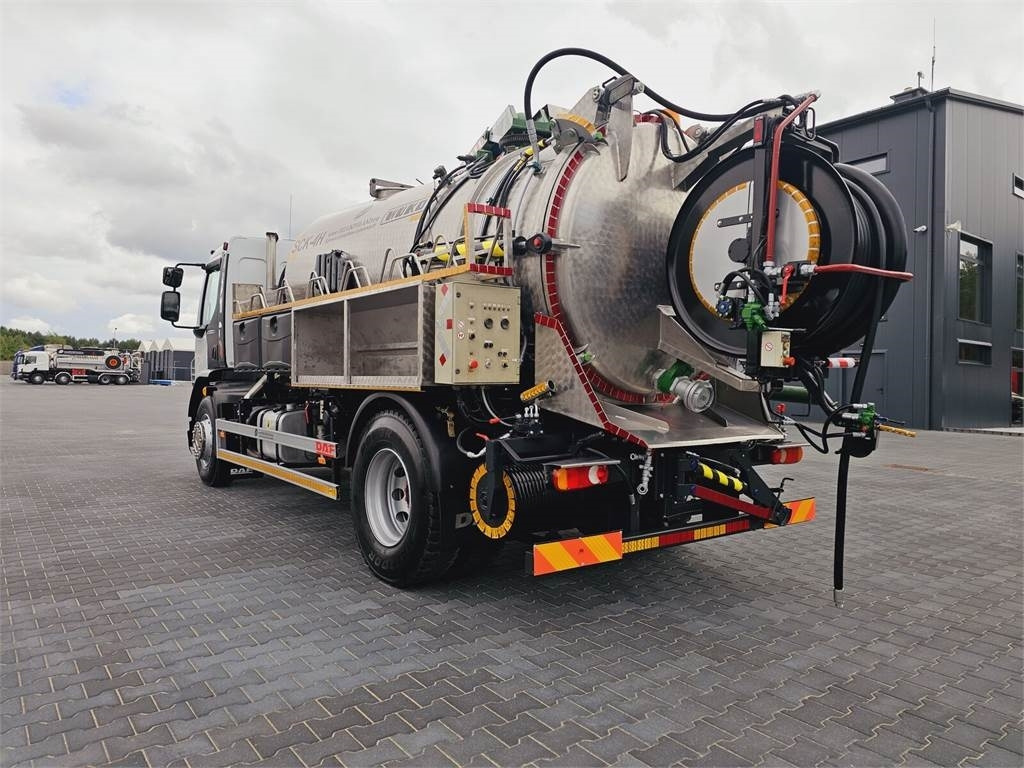 فراغ شاحنة DAF WUKO SCK-4HW for collecting waste liquid separator: صور 6