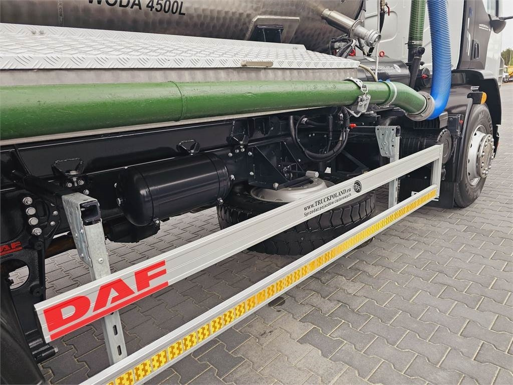 فراغ شاحنة DAF WUKO SCK-4HW for collecting waste liquid separator: صور 23