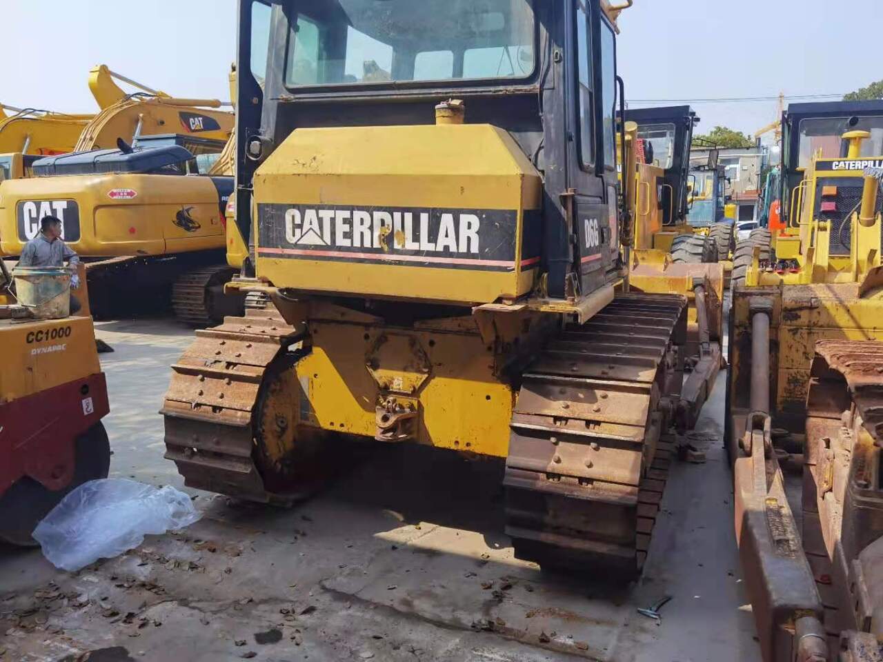 بلدوزر CATERPILLAR D6G: صور 6