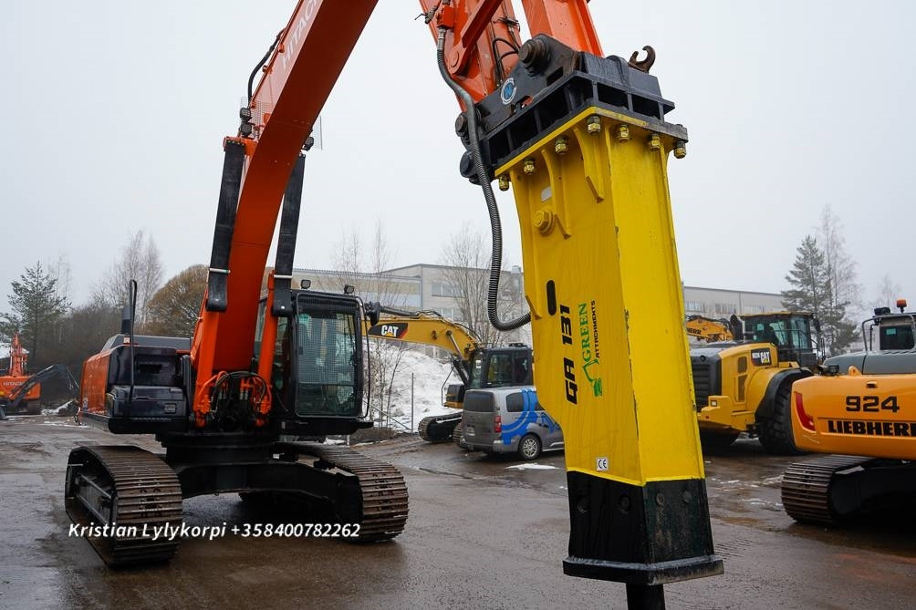 حفارات زحافة Hitachi ZX350LC-5 UUDELLA VASARALLA: صور 19