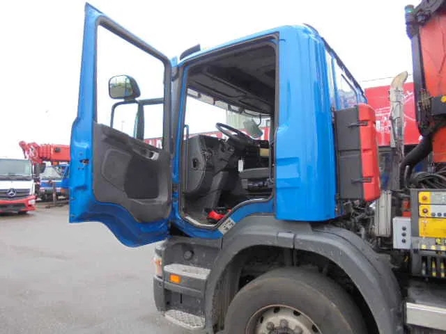 شاحنة القمامة Scania P280 B 6X2: صور 8