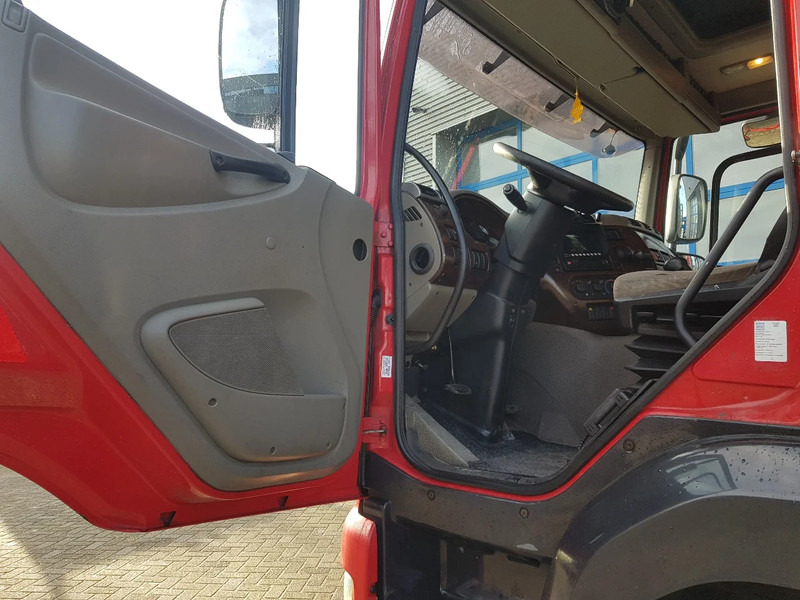 شاحنة كرين DAF CF 85.410 Trekker/Bakwagen HIAB 377: صور 18