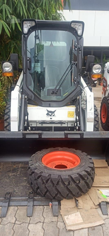 شيول صغير جديد BOBCAT S450: صور 9