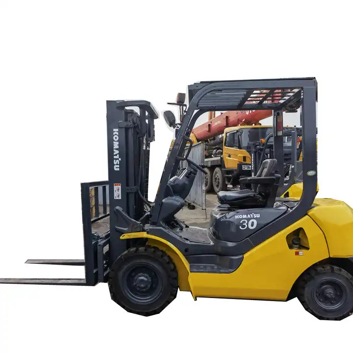 رافعة شوكية ديزل Good Condition komatsu 3 tons forklift Used Forklift komatsu FD30 for sale: صور 1