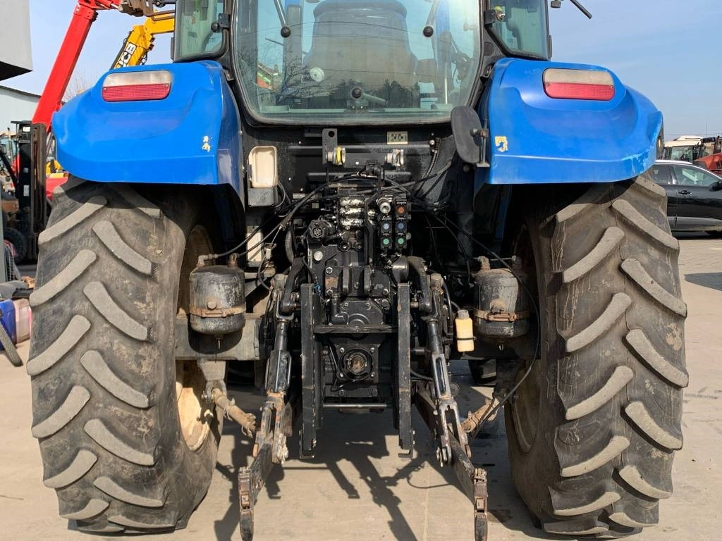 جرار New Holland T 5.105: صور 7