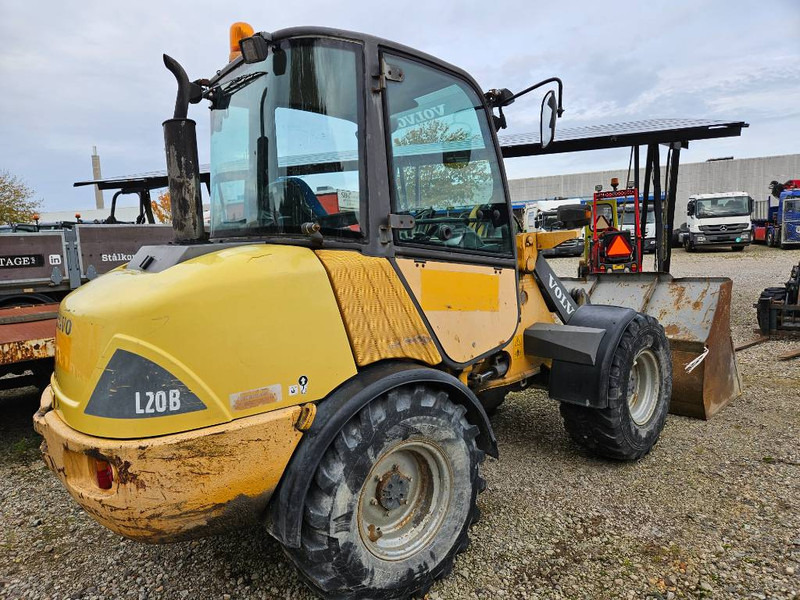 اللودر بعجل Volvo L 20 B - P//Forks + Bucket //: صور 19