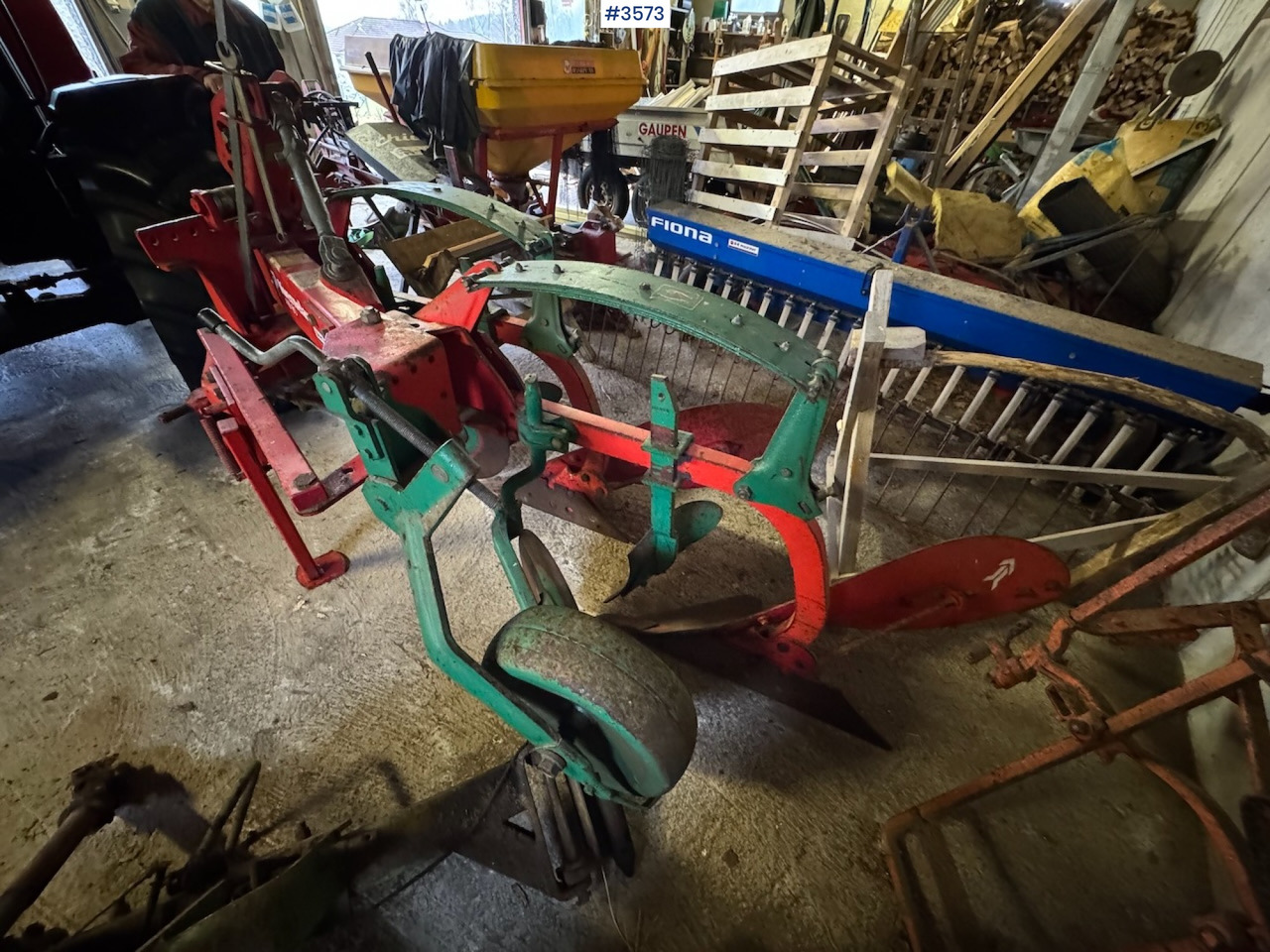 ال معدات حراثه Kverneland AB 85 2-furrow plow, hardly used: صور 10