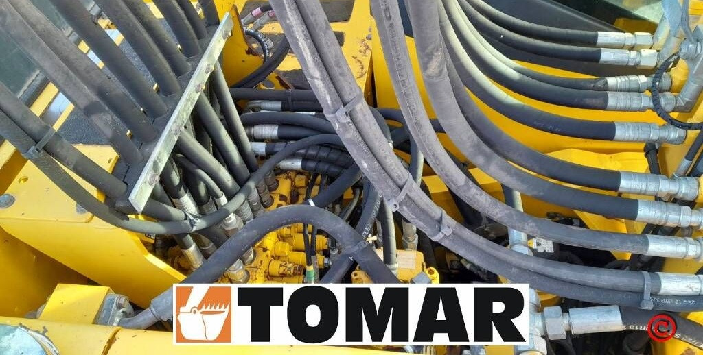 حفارة على عجلات Komatsu PW 180-7: صور 16