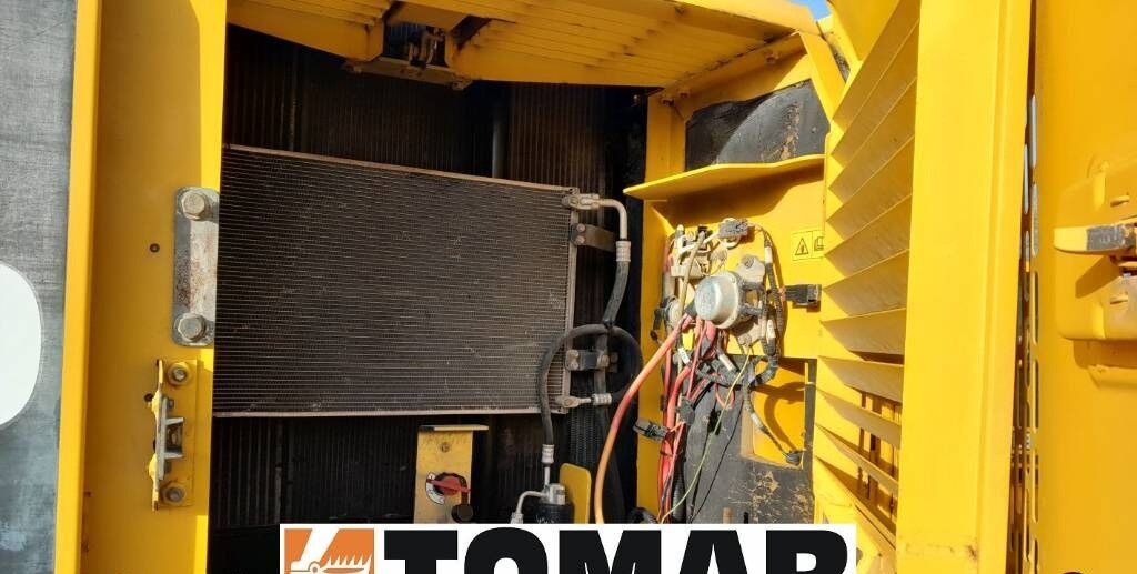 حفارة على عجلات Komatsu PW 180-7: صور 14