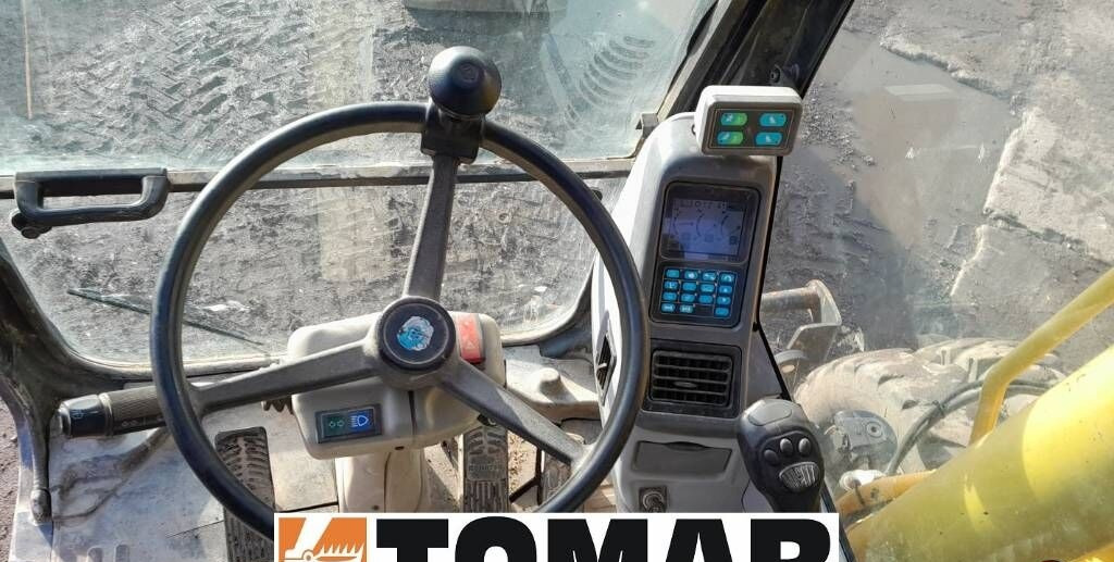 حفارة على عجلات Komatsu PW 180-7: صور 22