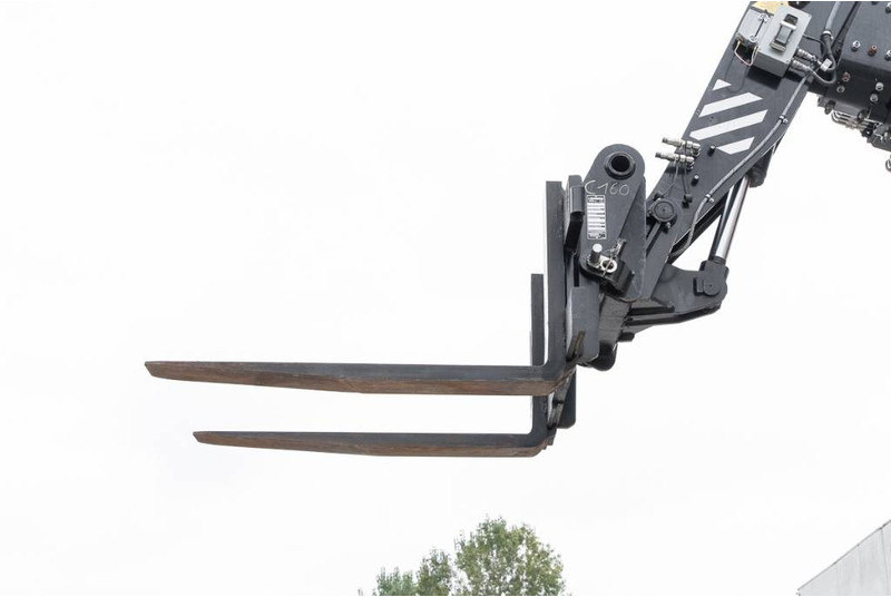 رافعة تلسكوبية Manitou MRT 2550+: صور 8