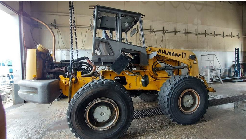 اللودر بعجل Ahlmann AZ210E - (For parts): صور 6