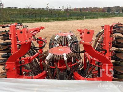 معدات بذار KUHN MODULINER ML 28 6 m Semi-Mount Combination Semoir: صور 23