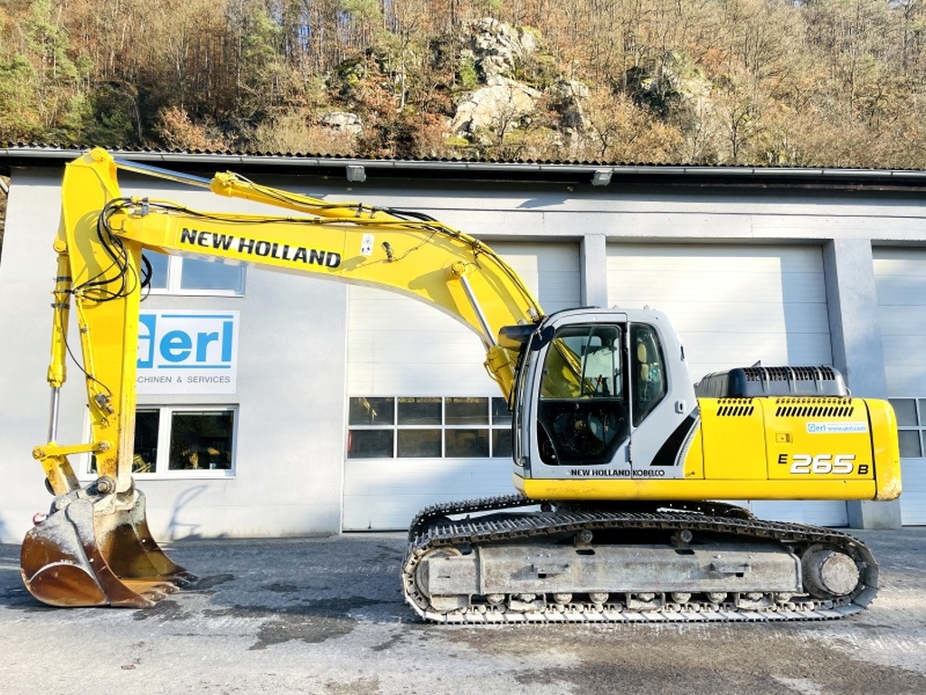 حفارات زحافة Kobelco - New Holland E265B (3900): صور 11