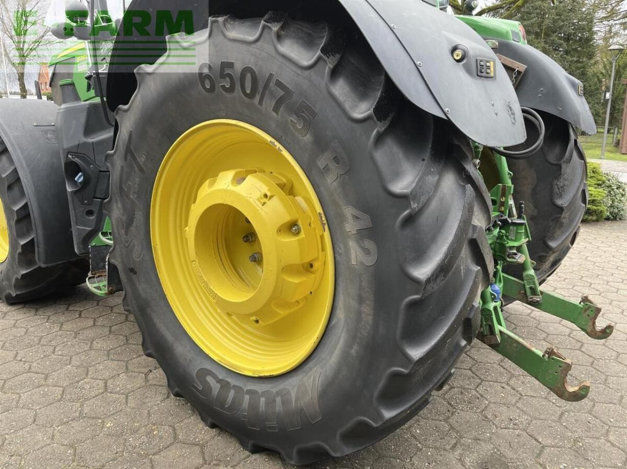 جرار John Deere 6215r ap: صور 10