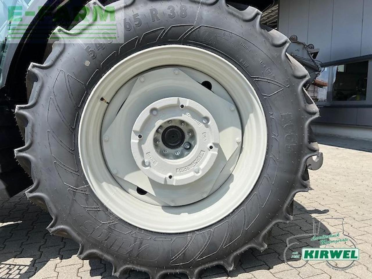 جرار Valtra g 125 active Active: صور 9