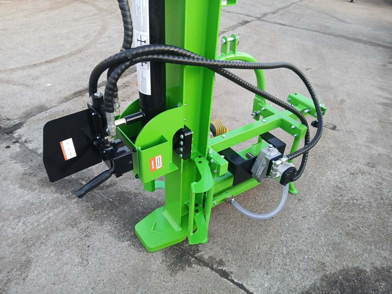 الآلات والماكينات الزراعية Wood splitter 22t: صور 10