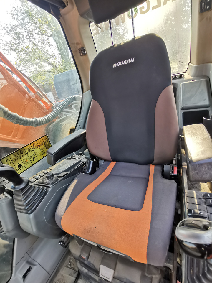 حفارة DOOSAN DX 380: صور 14