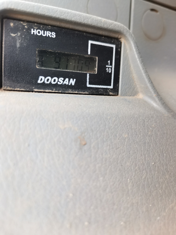 حفارة DOOSAN DX 380: صور 19