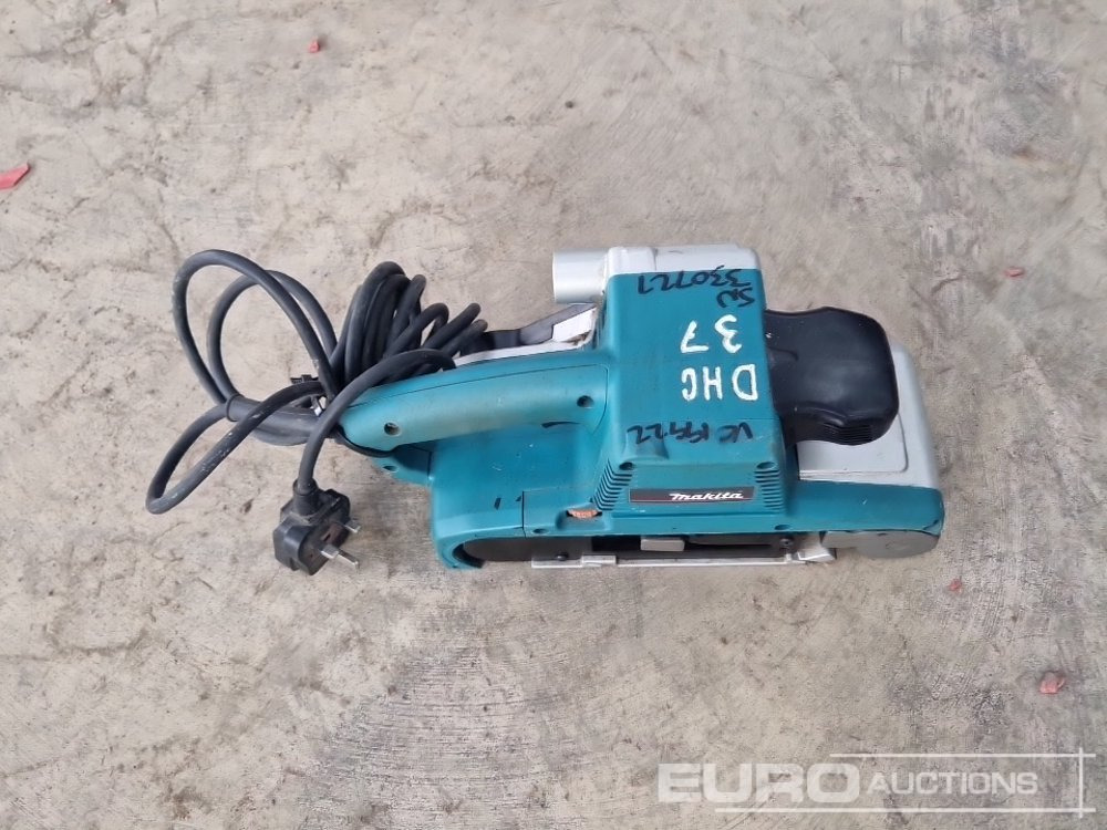 معدات البناء Makita 9404 240 Volt Belt Sander: صور 6