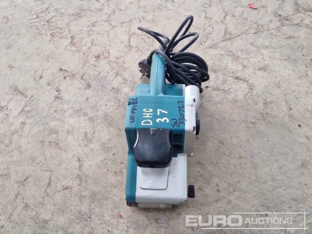 معدات البناء Makita 9404 240 Volt Belt Sander: صور 8