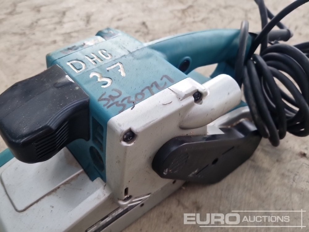 معدات البناء Makita 9404 240 Volt Belt Sander: صور 10