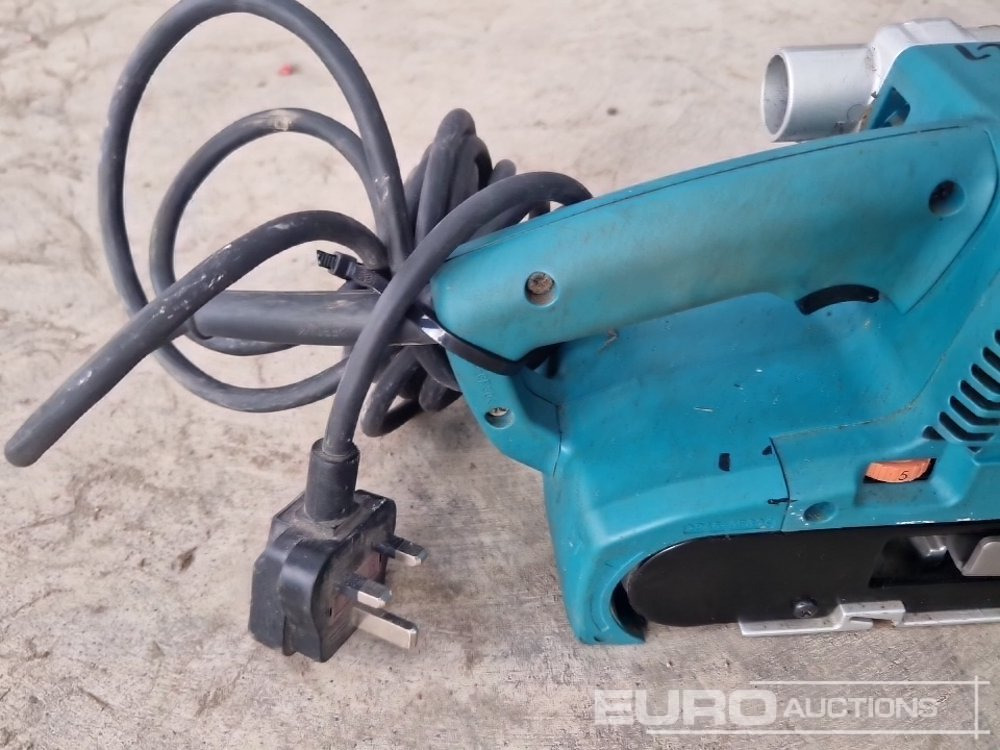 معدات البناء Makita 9404 240 Volt Belt Sander: صور 12